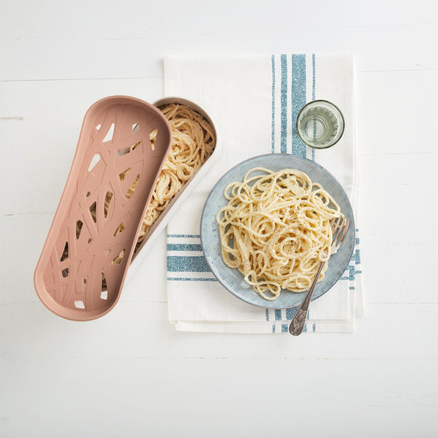 Microwave quick pasta cooker